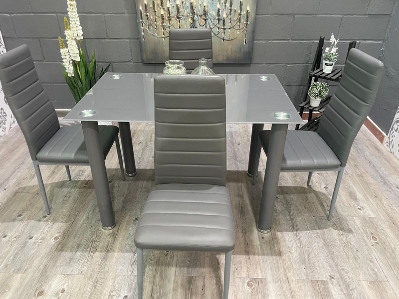 COMEDOR ZOE GREY