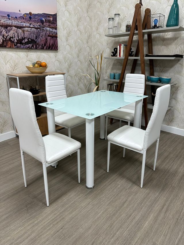 COMEDOR ZOE WHITE